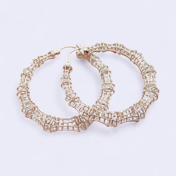 American Vintage Jewelry - Silver Hoop Earrings